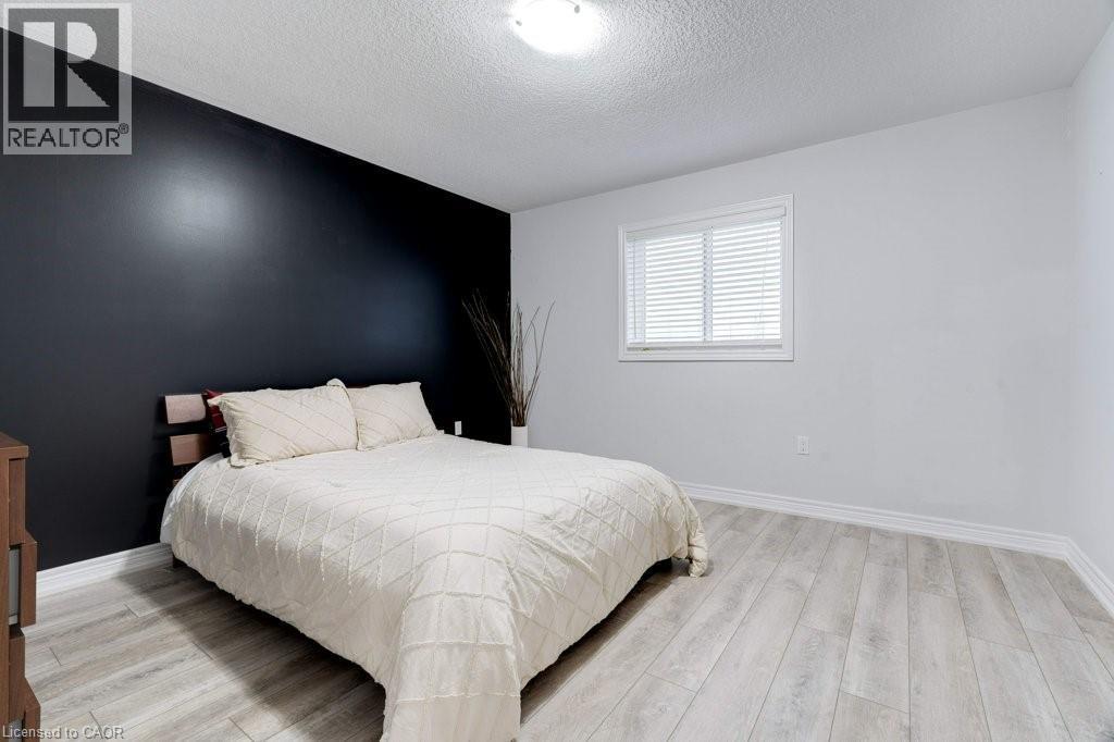 85 Showcase Drive, Hamilton, ON - Indoor Photo Showing Bedroom