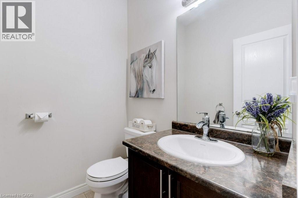 85 Showcase Drive, Hamilton, ON - Indoor Photo Showing Bathroom