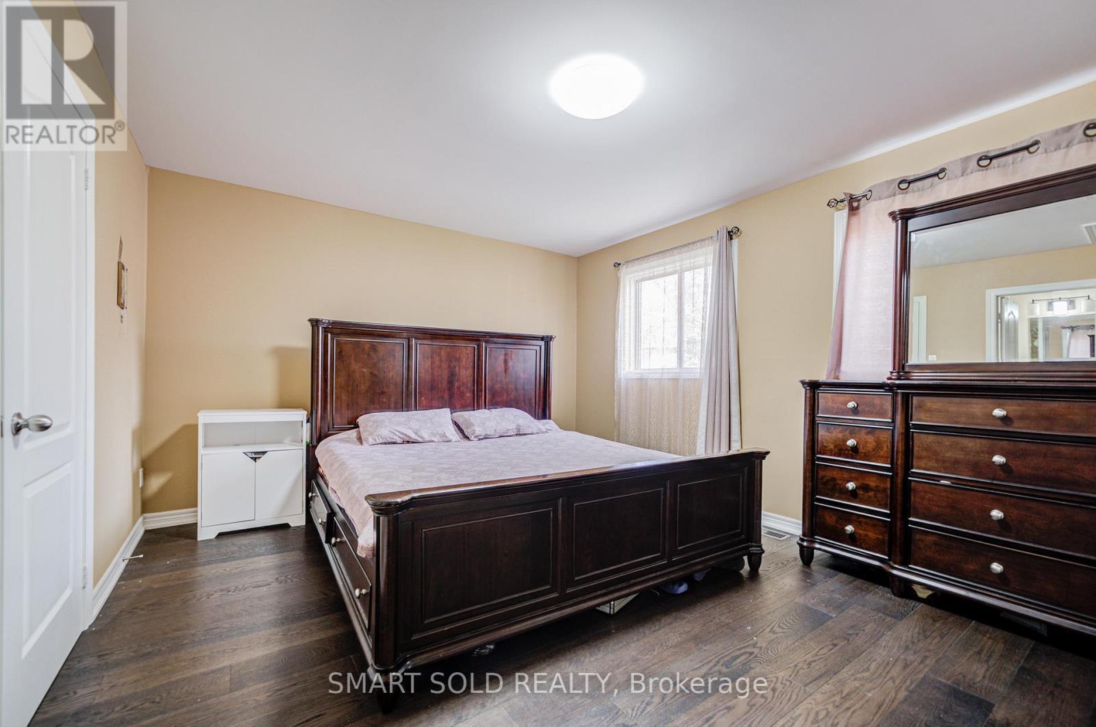 68 Denton Circle, Vaughan, ON - Indoor Photo Showing Bedroom