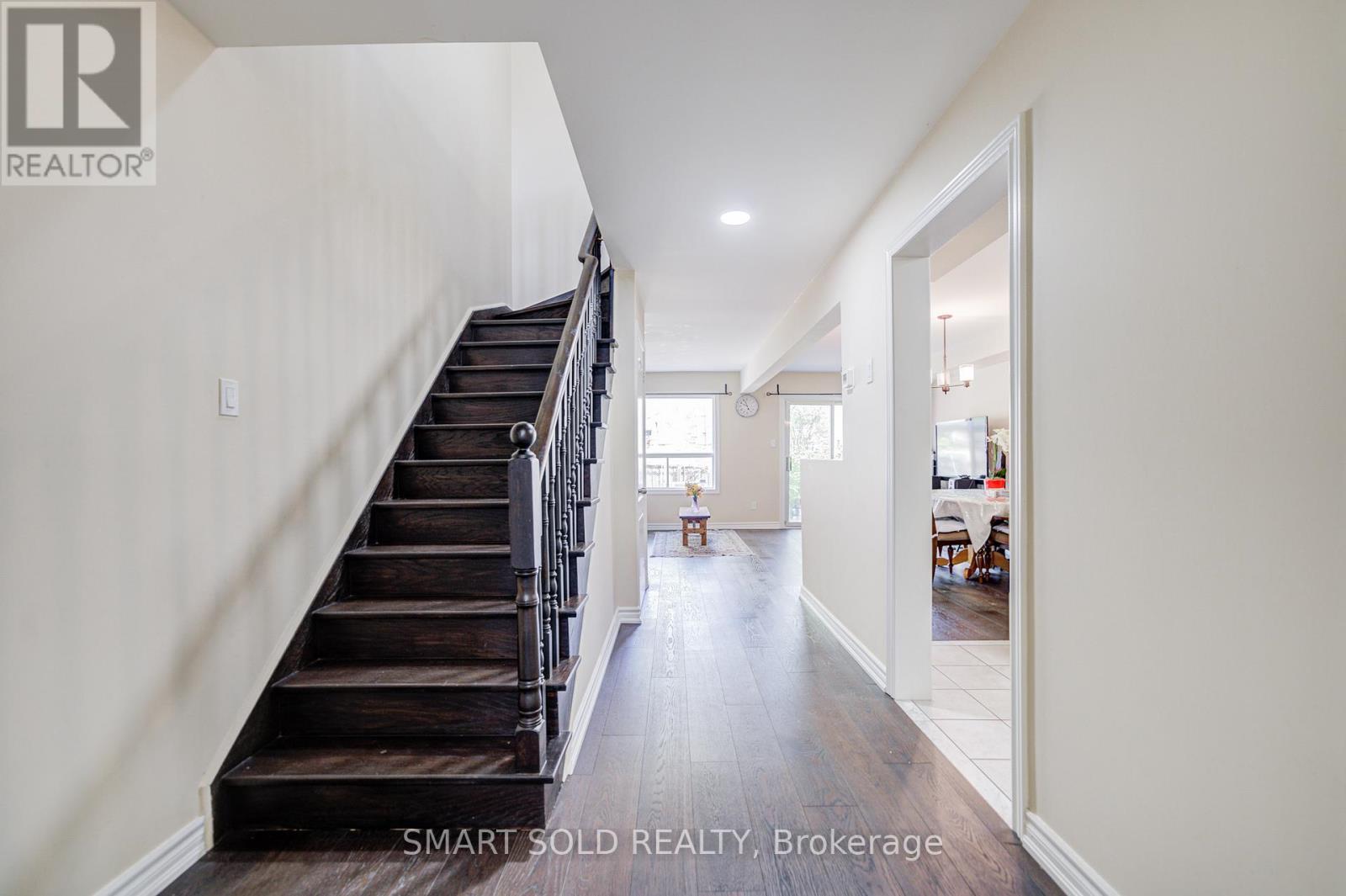68 Denton Circle, Vaughan, ON - Indoor Photo Showing Other Room
