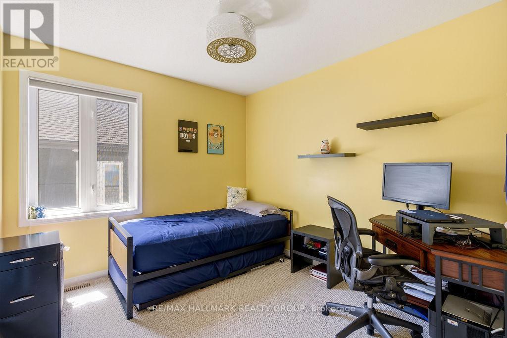 Bedroom #3 - 8 Pondside Private, Ottawa, ON - Indoor