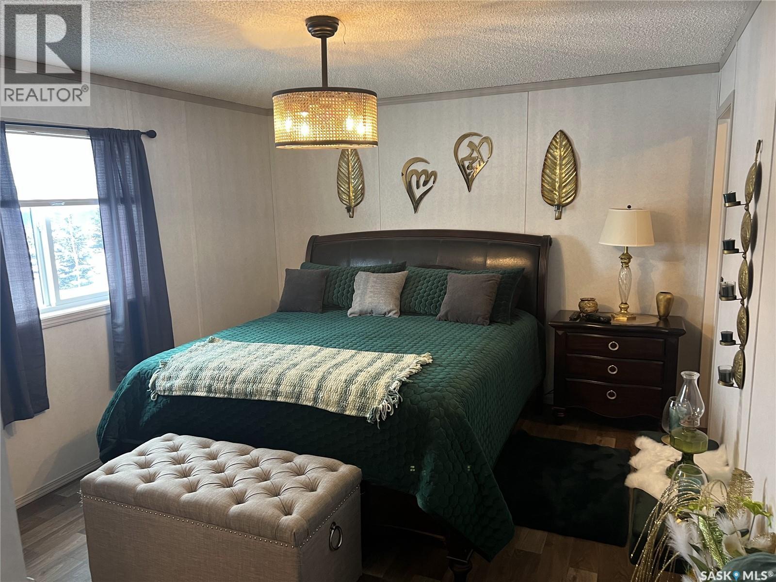 215 1St Street W, Meota, SK - Indoor Photo Showing Bedroom
