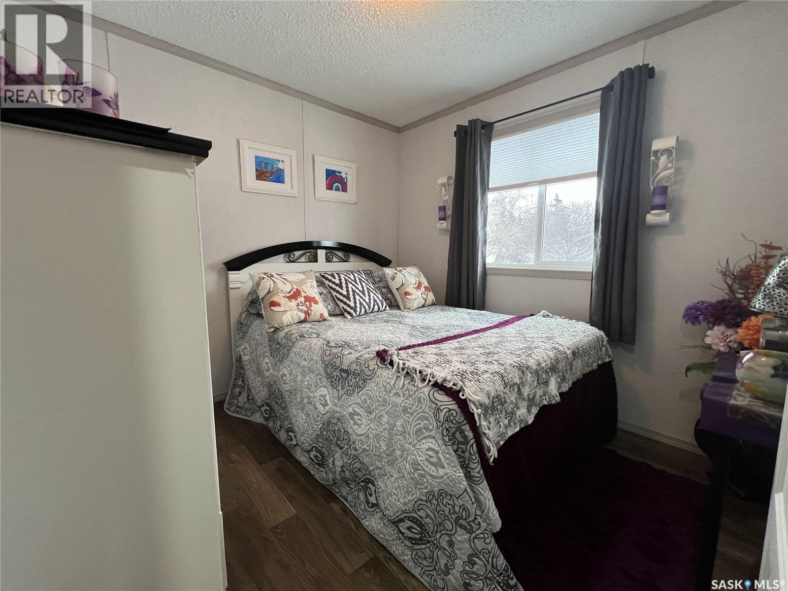 215 1St Street W, Meota, SK - Indoor Photo Showing Bedroom
