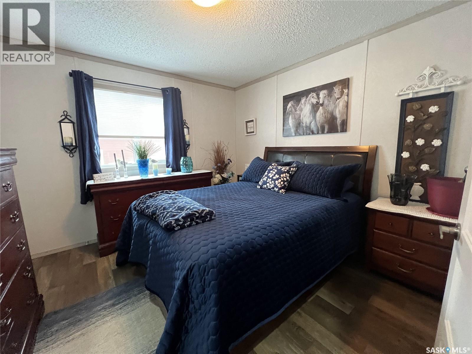 215 1St Street W, Meota, SK - Indoor Photo Showing Bedroom