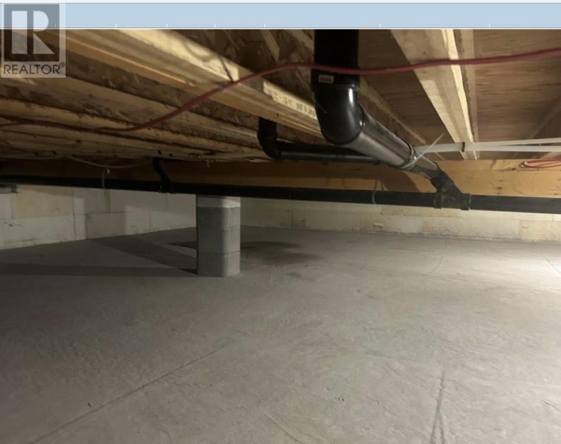 29 Vankoughnet St. E., Little Current, ON - Indoor