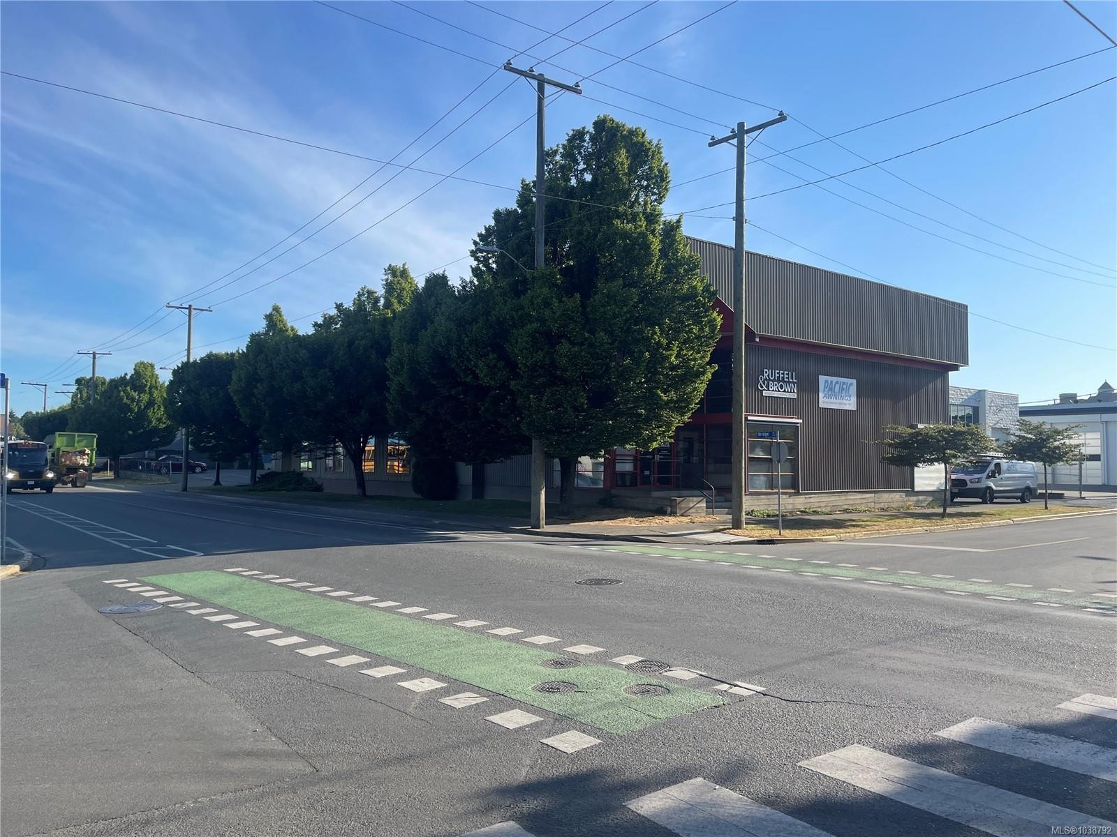 2745 Bridge St, Victoria, BC