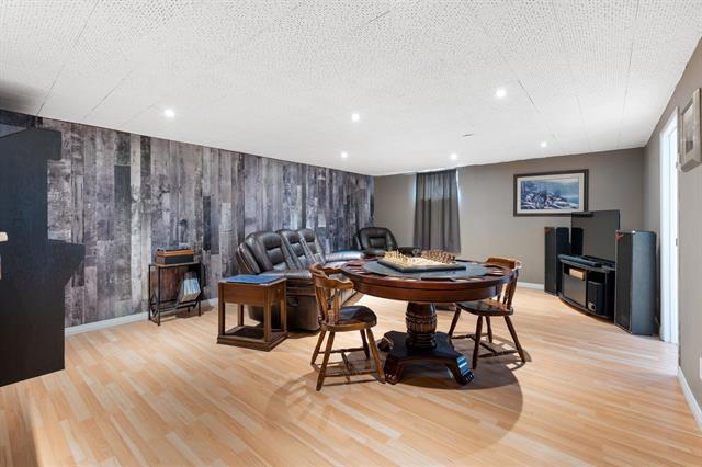 358 Ennis Cr, Treherne, MB