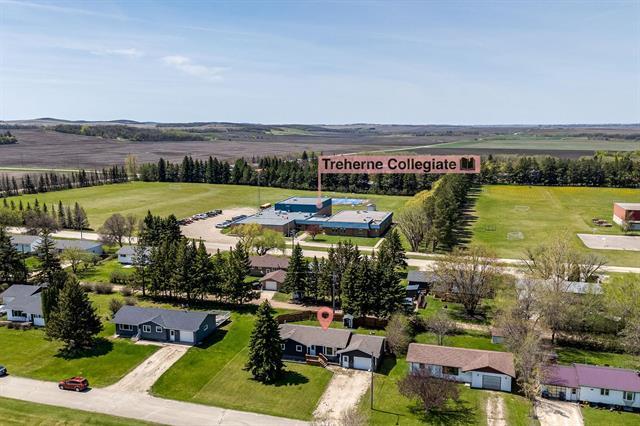 358 Ennis Cr, Treherne, MB