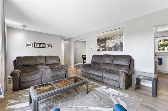 358 Ennis Cr, Treherne, MB