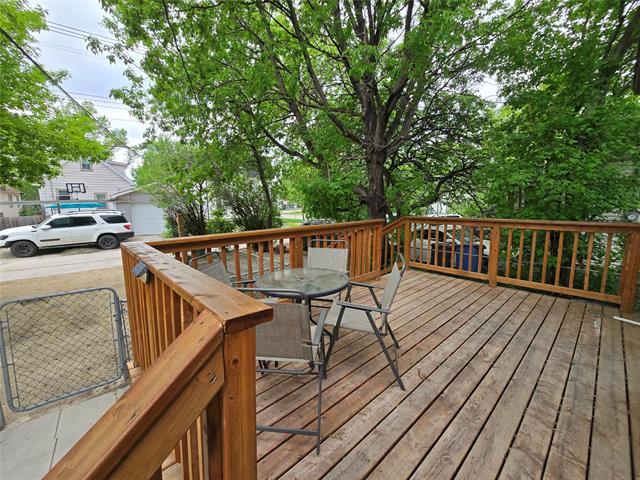 592 Polson Ave, Winnipeg, MB