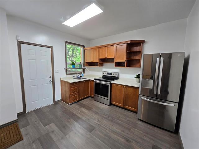 592 Polson Ave, Winnipeg, MB