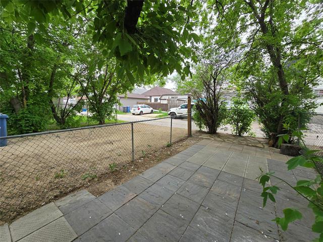 592 Polson Ave, Winnipeg, MB
