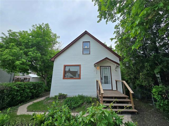 592 Polson Ave, Winnipeg, MB
