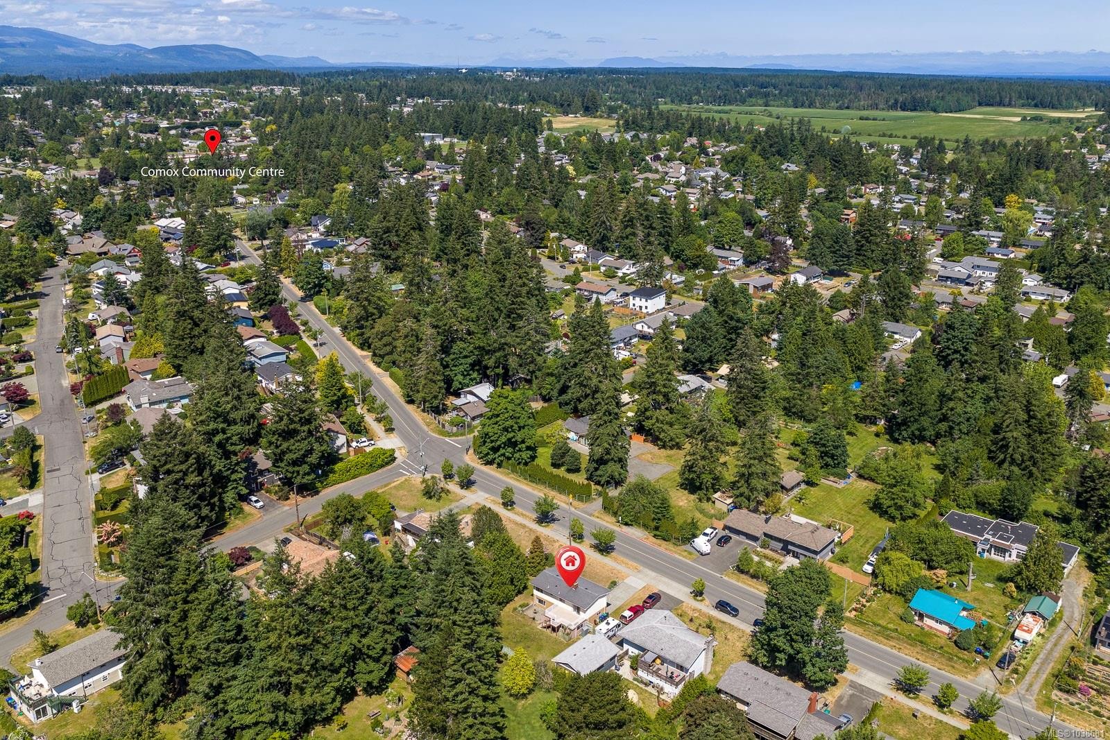 1617 Robb Ave, Comox, BC
