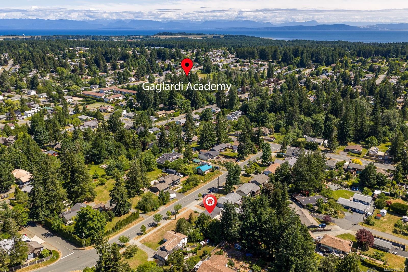 1617 Robb Ave, Comox, BC