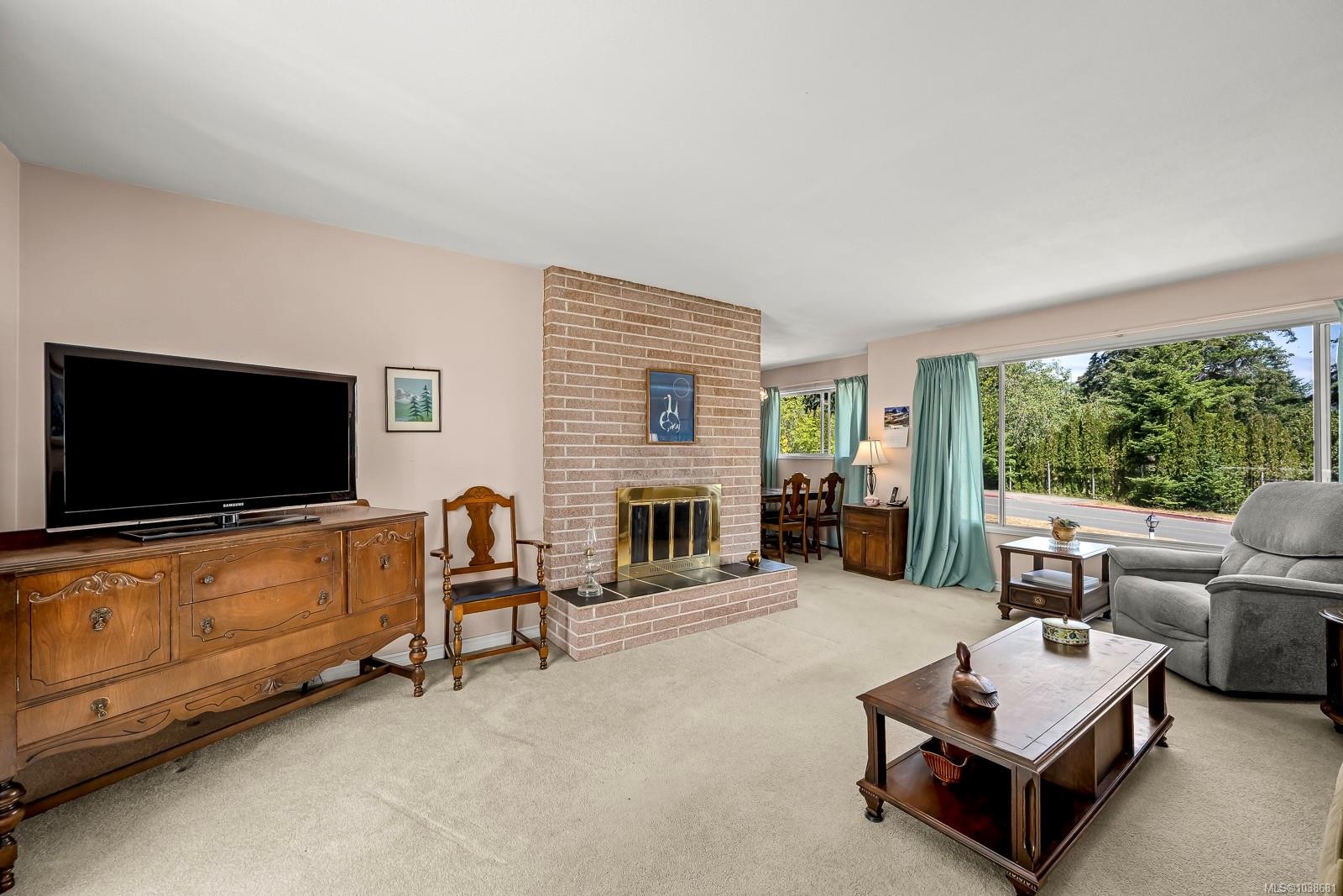 1617 Robb Ave, Comox, BC