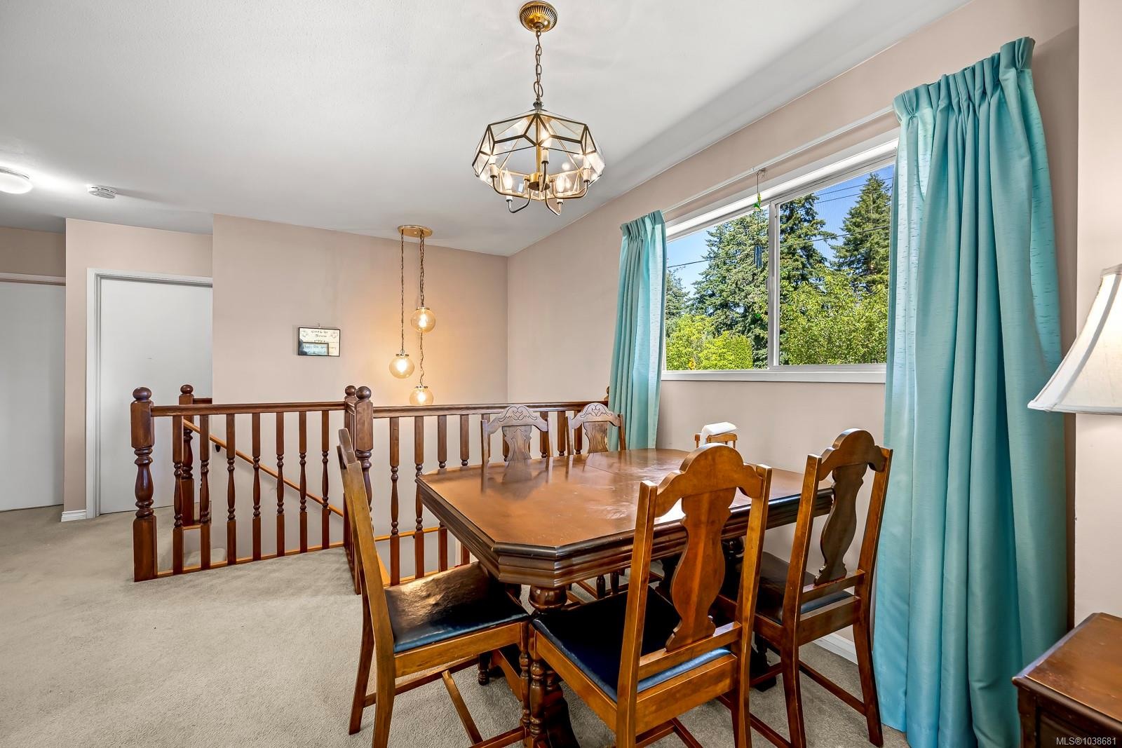 1617 Robb Ave, Comox, BC