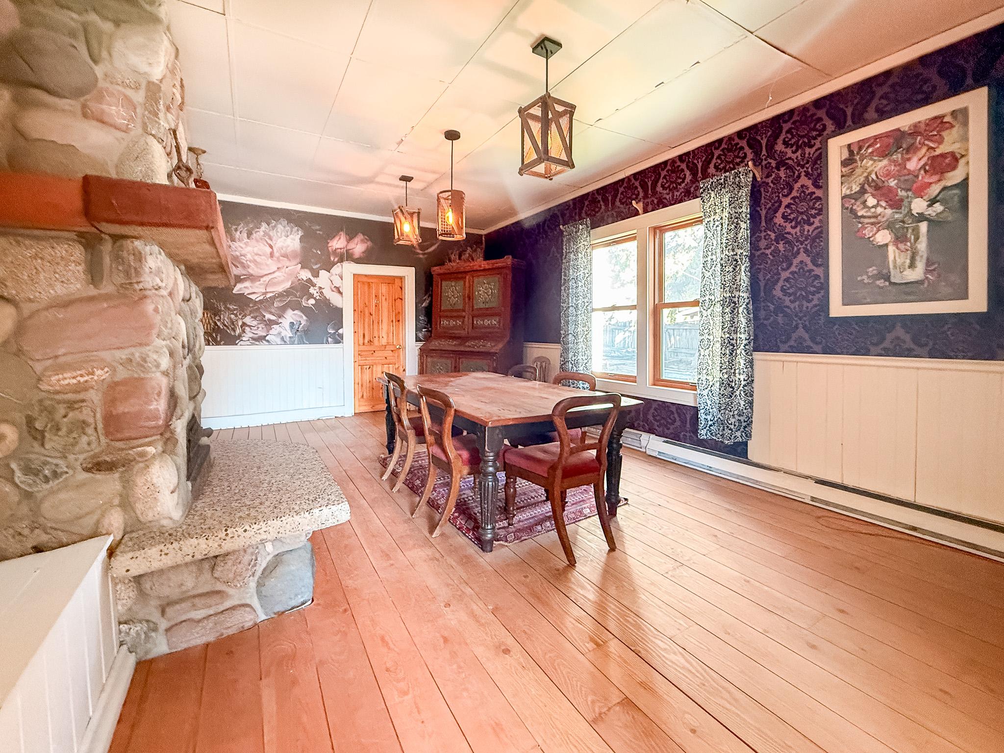 9215 Main Avenue, Wilmer, BC