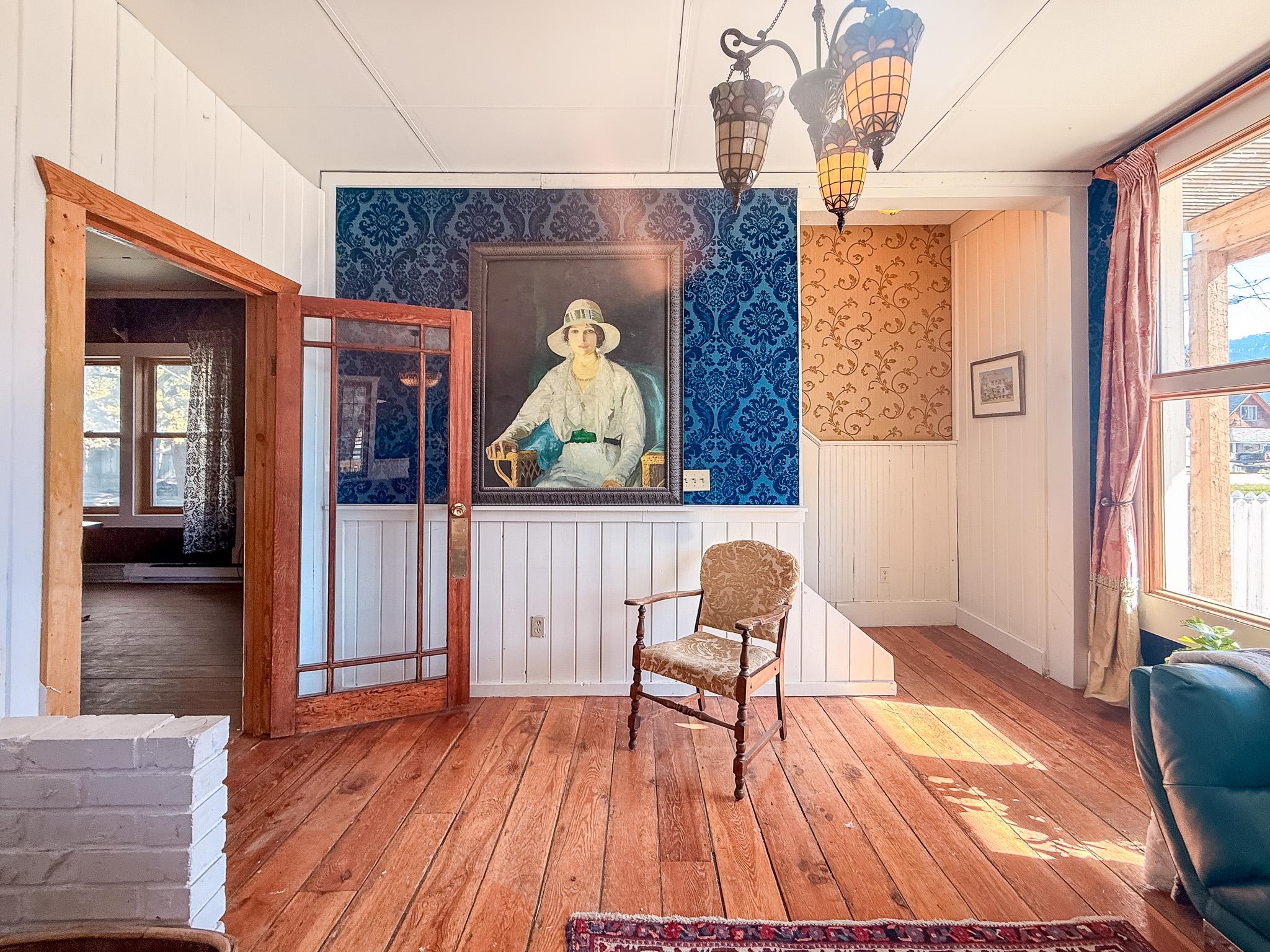9215 Main Avenue, Wilmer, BC