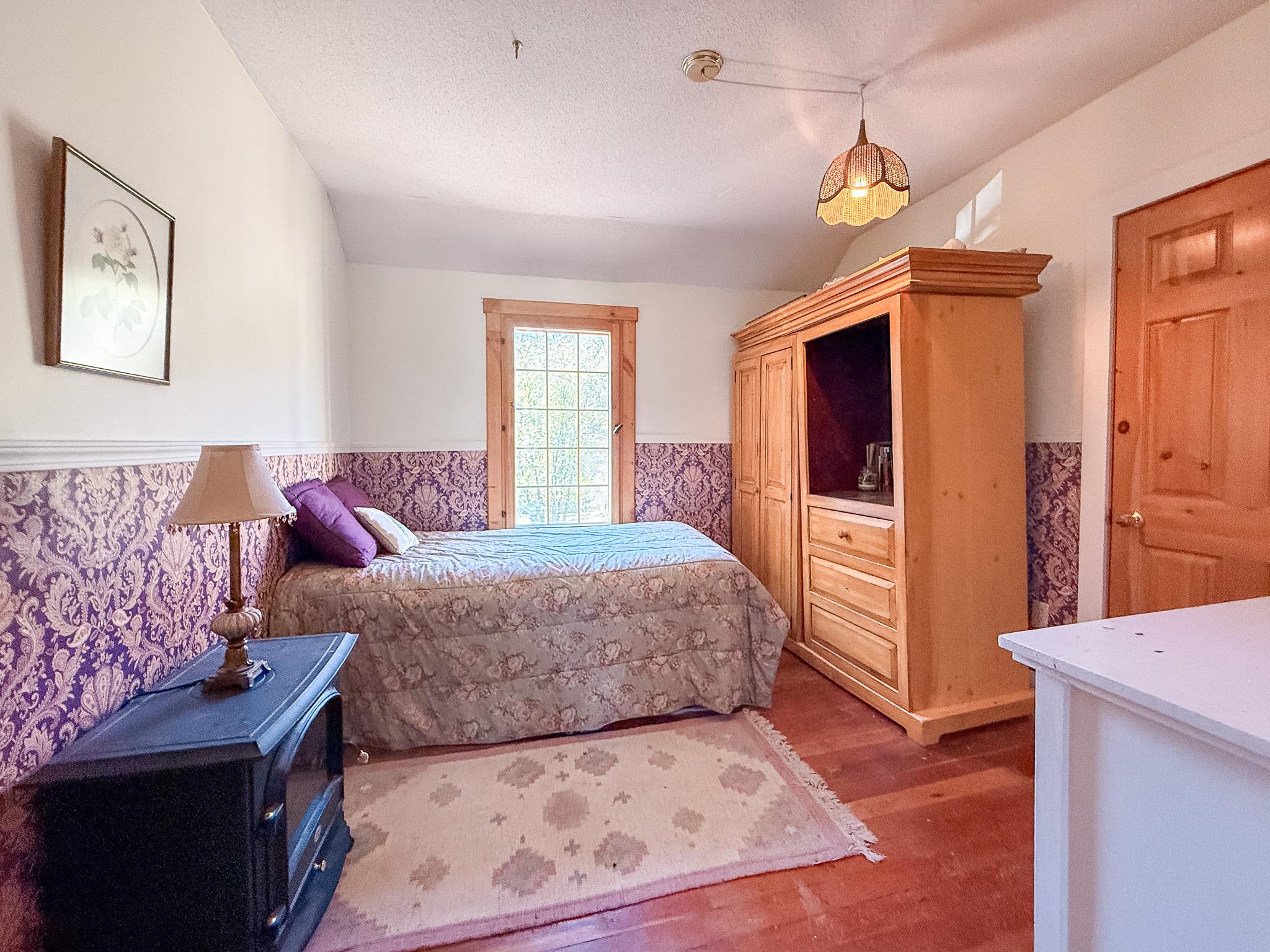 9215 Main Avenue, Wilmer, BC