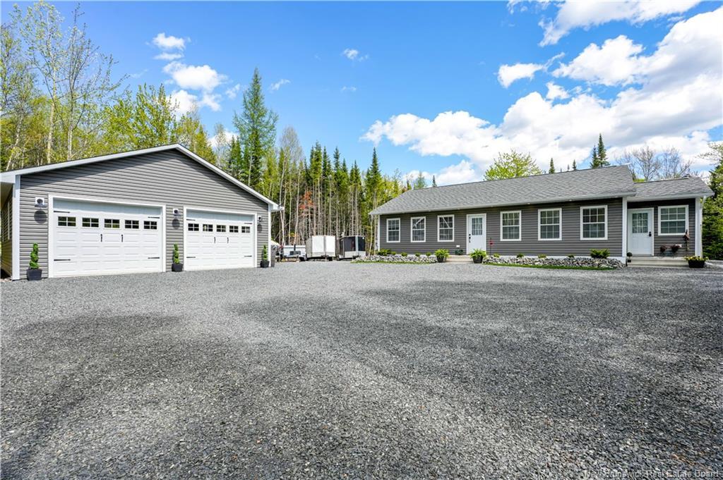 9 Waterfront Lane, Flowers Cove, NB