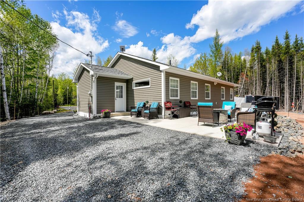 9 Waterfront Lane, Flowers Cove, NB