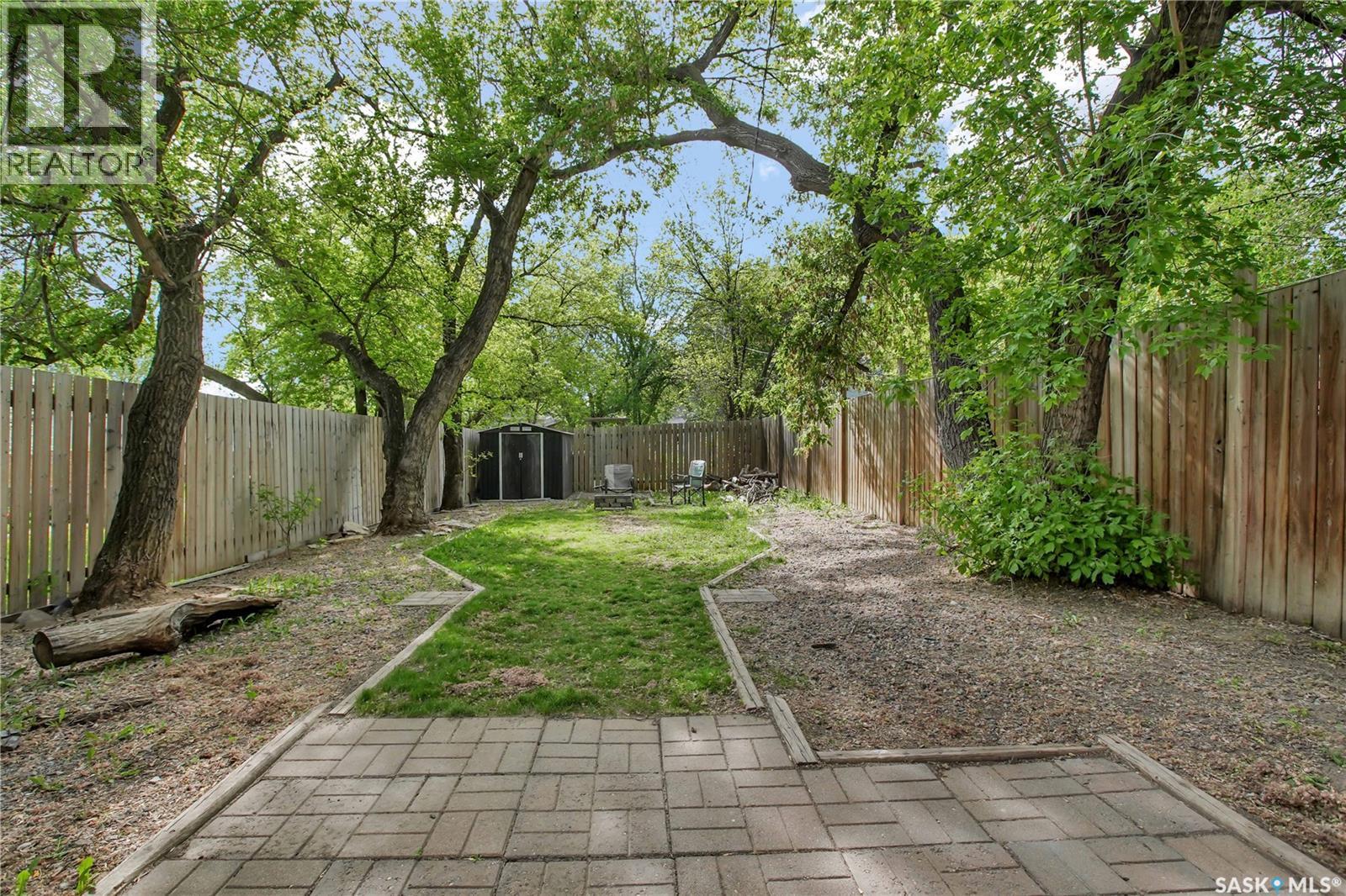 213 H Avenue N, Saskatoon, SK - Outdoor