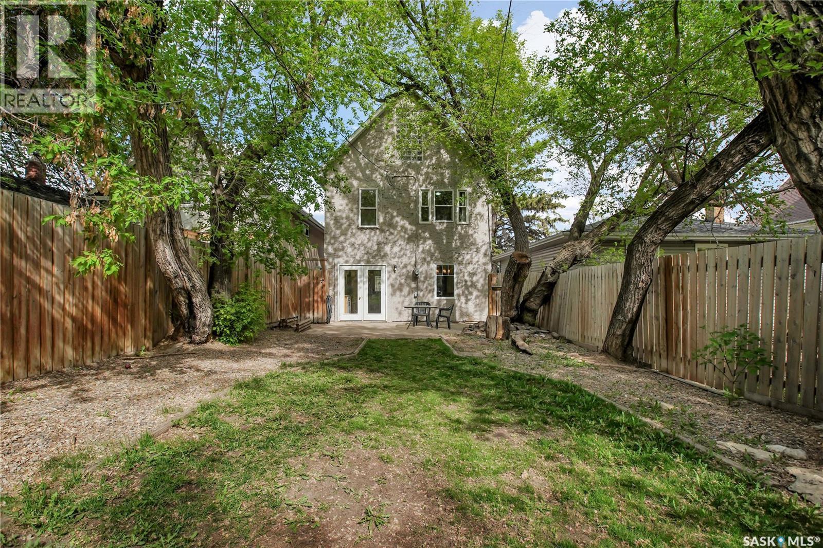 213 H Avenue N, Saskatoon, SK - Outdoor