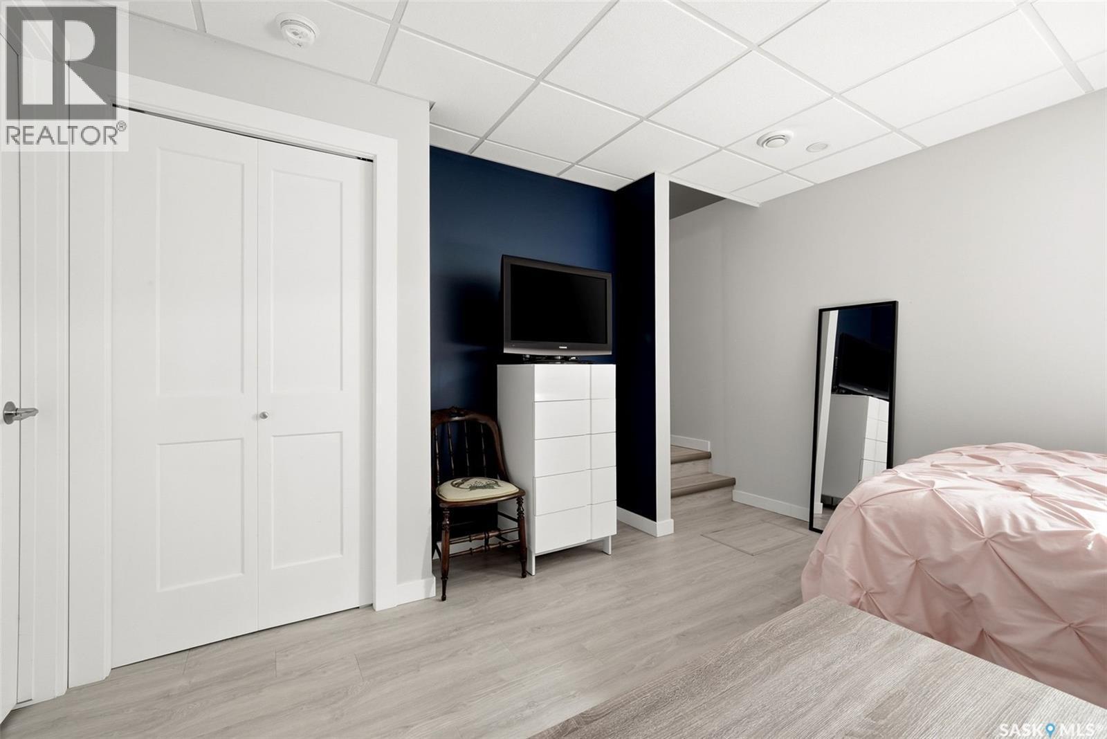 3270 Chuka Boulevard, Regina, SK - Indoor Photo Showing Bedroom