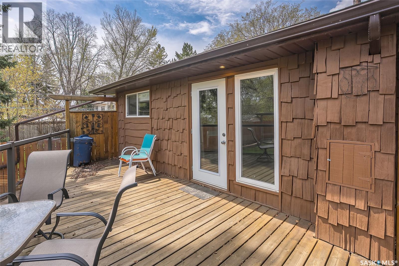 444 Q Avenue N, Saskatoon, SK - Outdoor With Deck Patio Veranda With Exterior