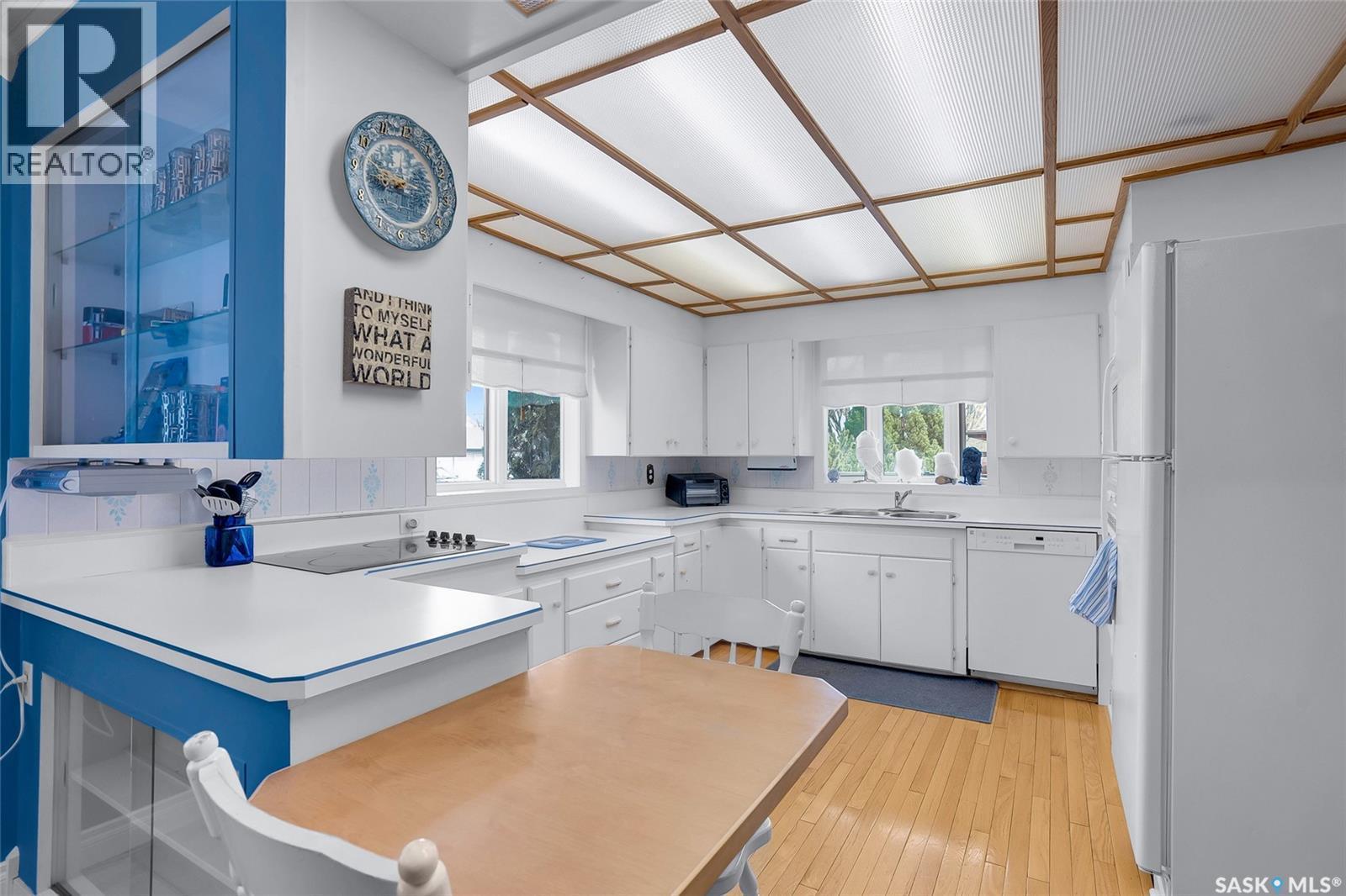 444 Q Avenue N, Saskatoon, SK - Indoor Photo Showing Kitchen
