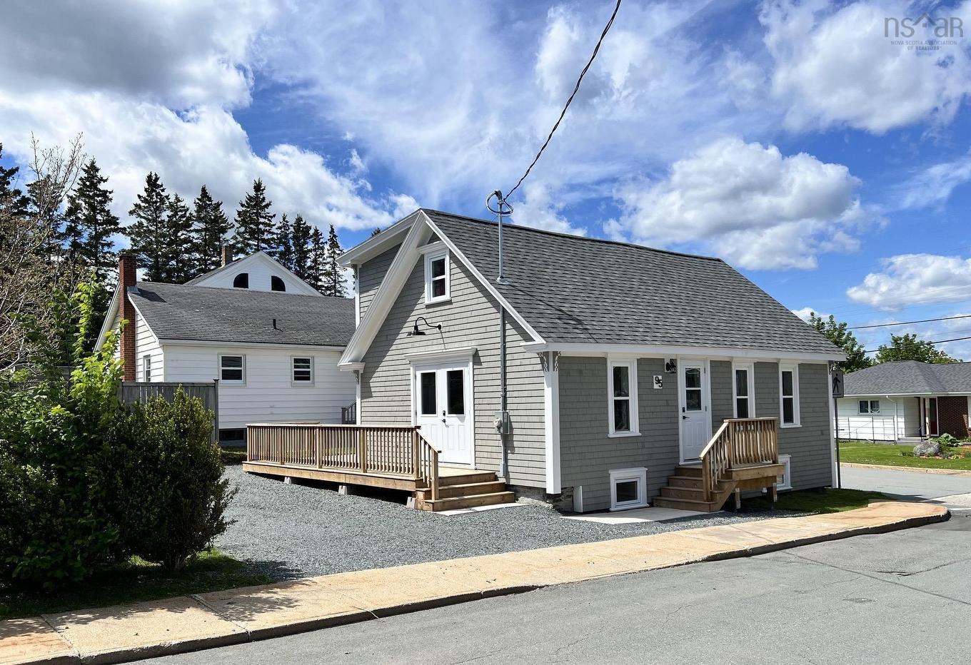 95 Cornwallis Street, Lunenburg, NS