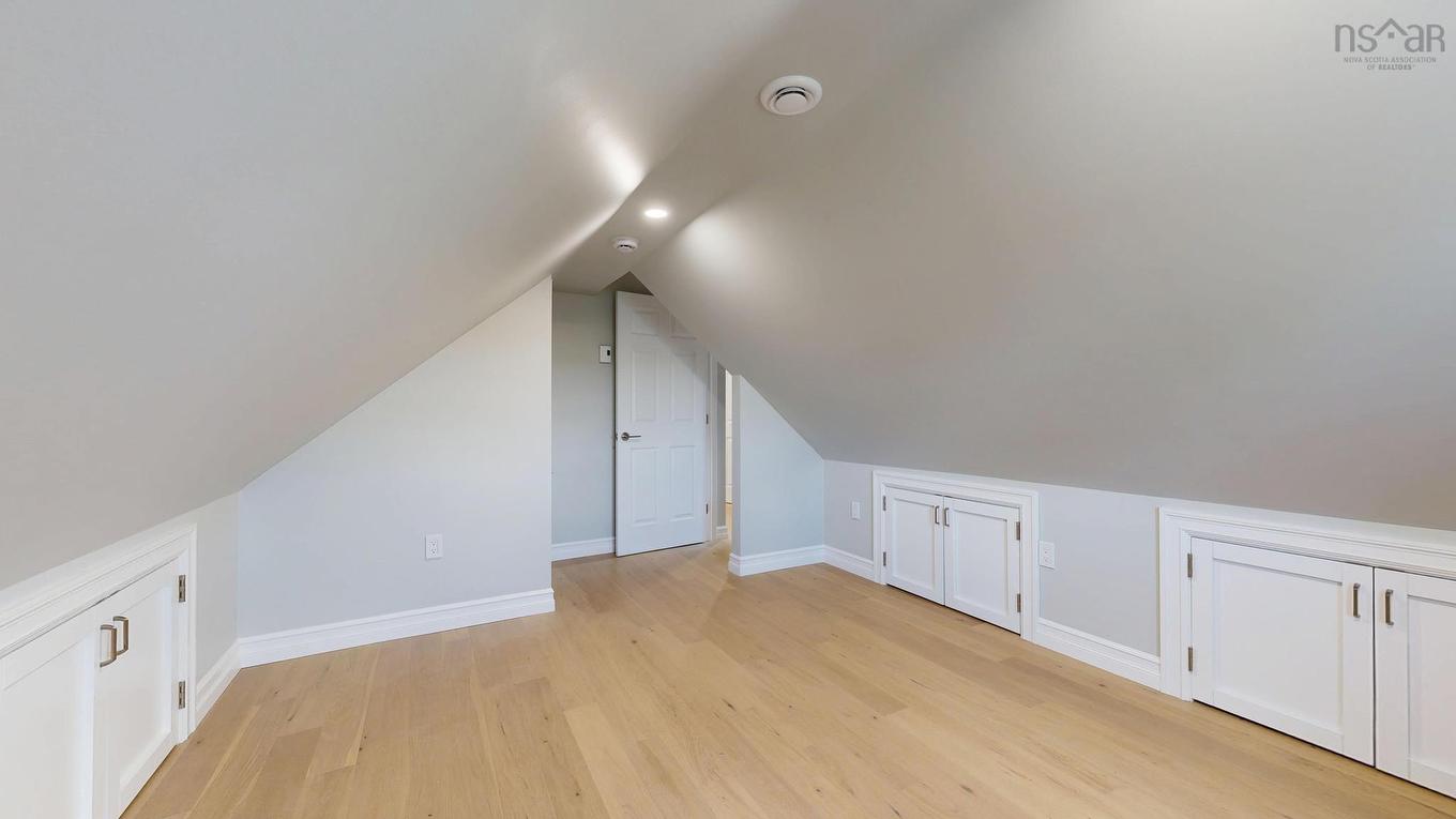 95 Cornwallis Street, Lunenburg, NS
