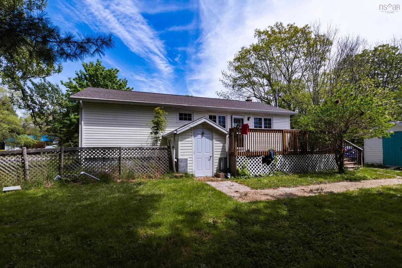 119 Harriet Street, Shelburne, NS