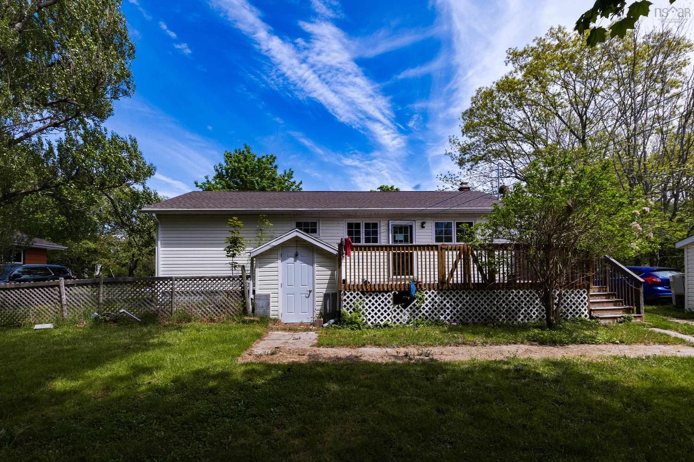 119 Harriet Street, Shelburne, NS