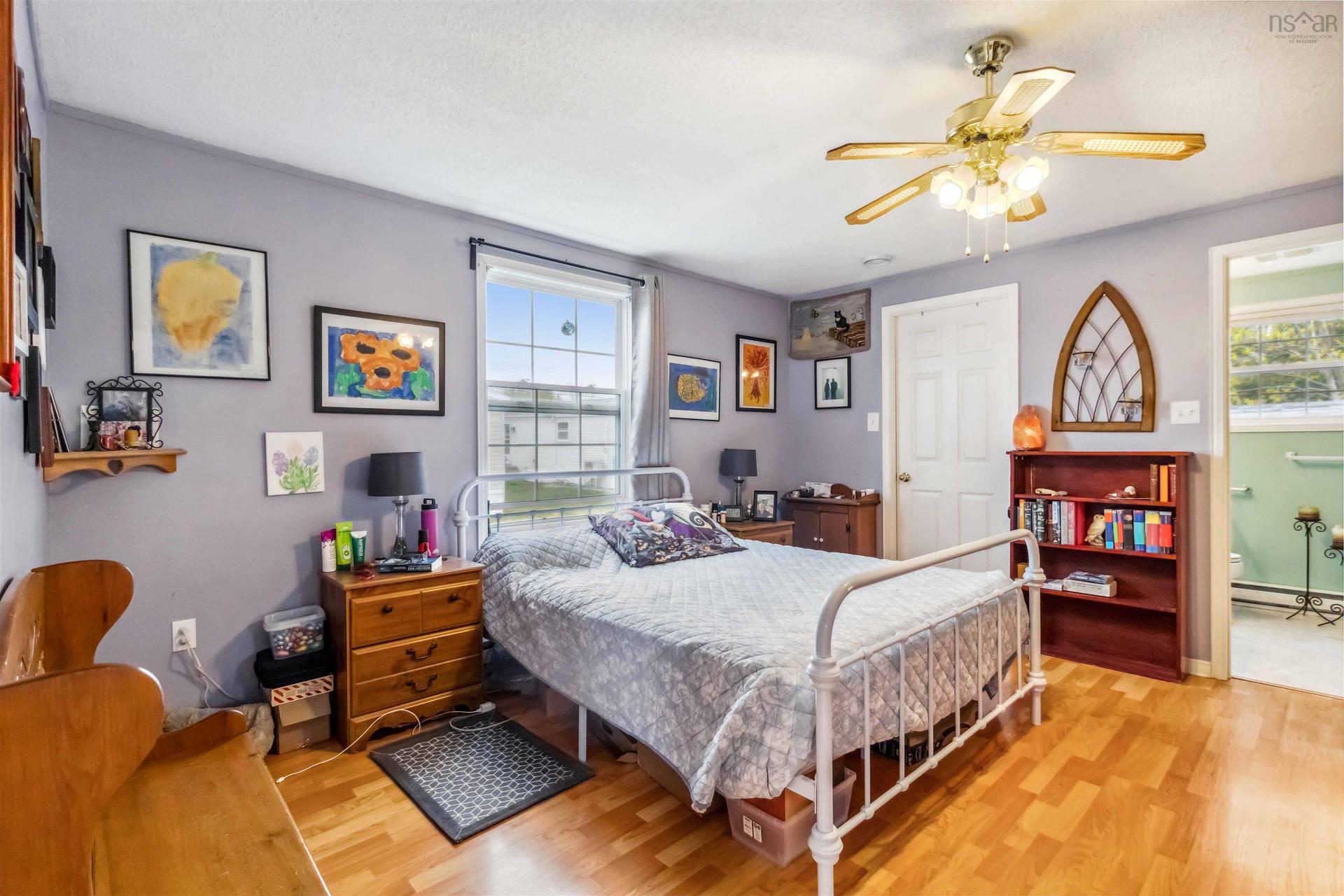 86 Thomson Drive, Bridgewater, NS