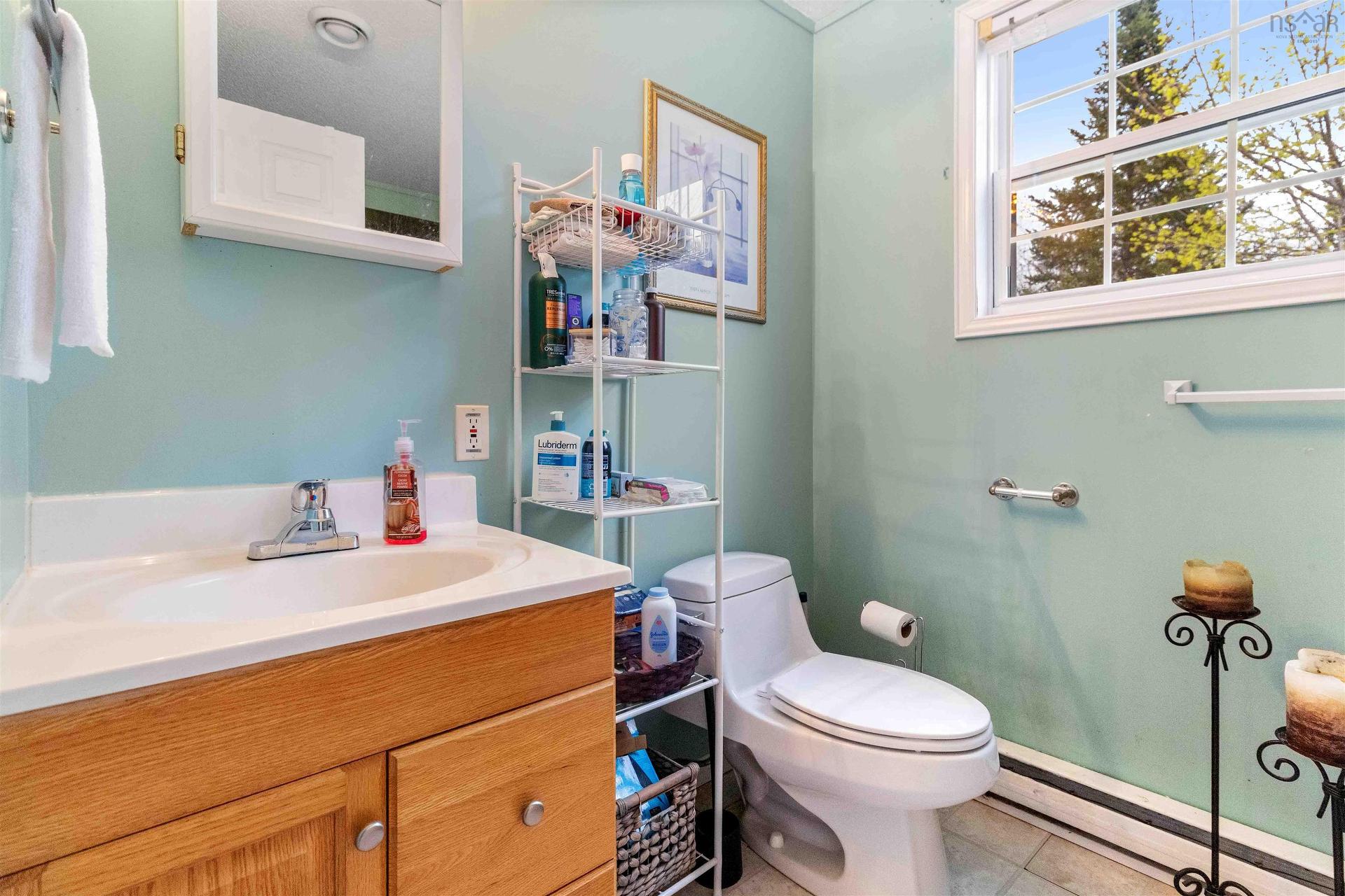 86 Thomson Drive, Bridgewater, NS