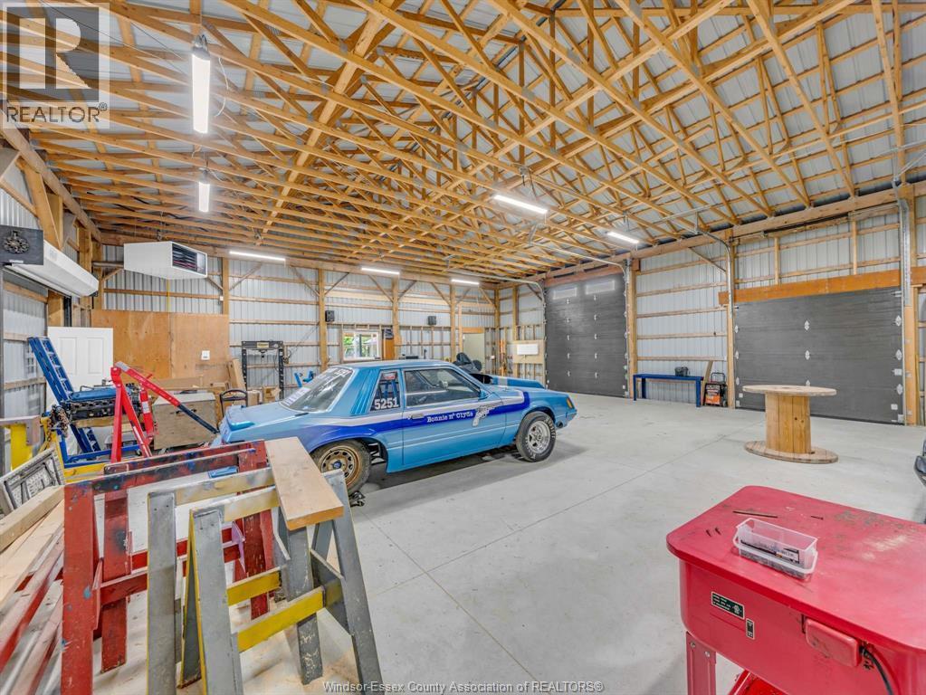 3315 3Rd Concession, Harrow, ON - Indoor Photo Showing Garage
