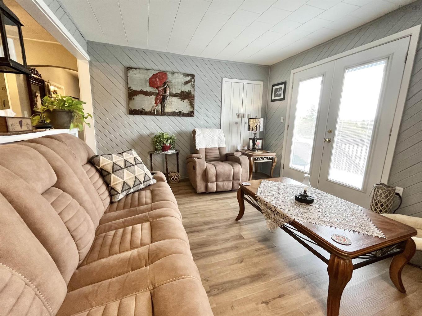 10949 2 Highway, Mapleton, NS