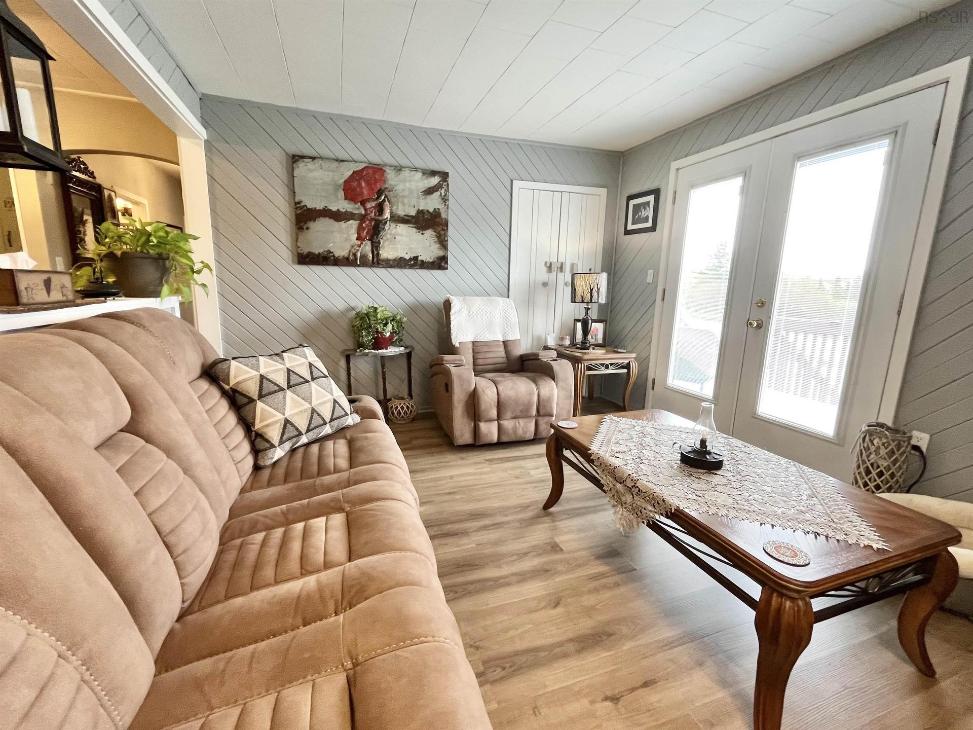 10949 2 Highway, Mapleton, NS