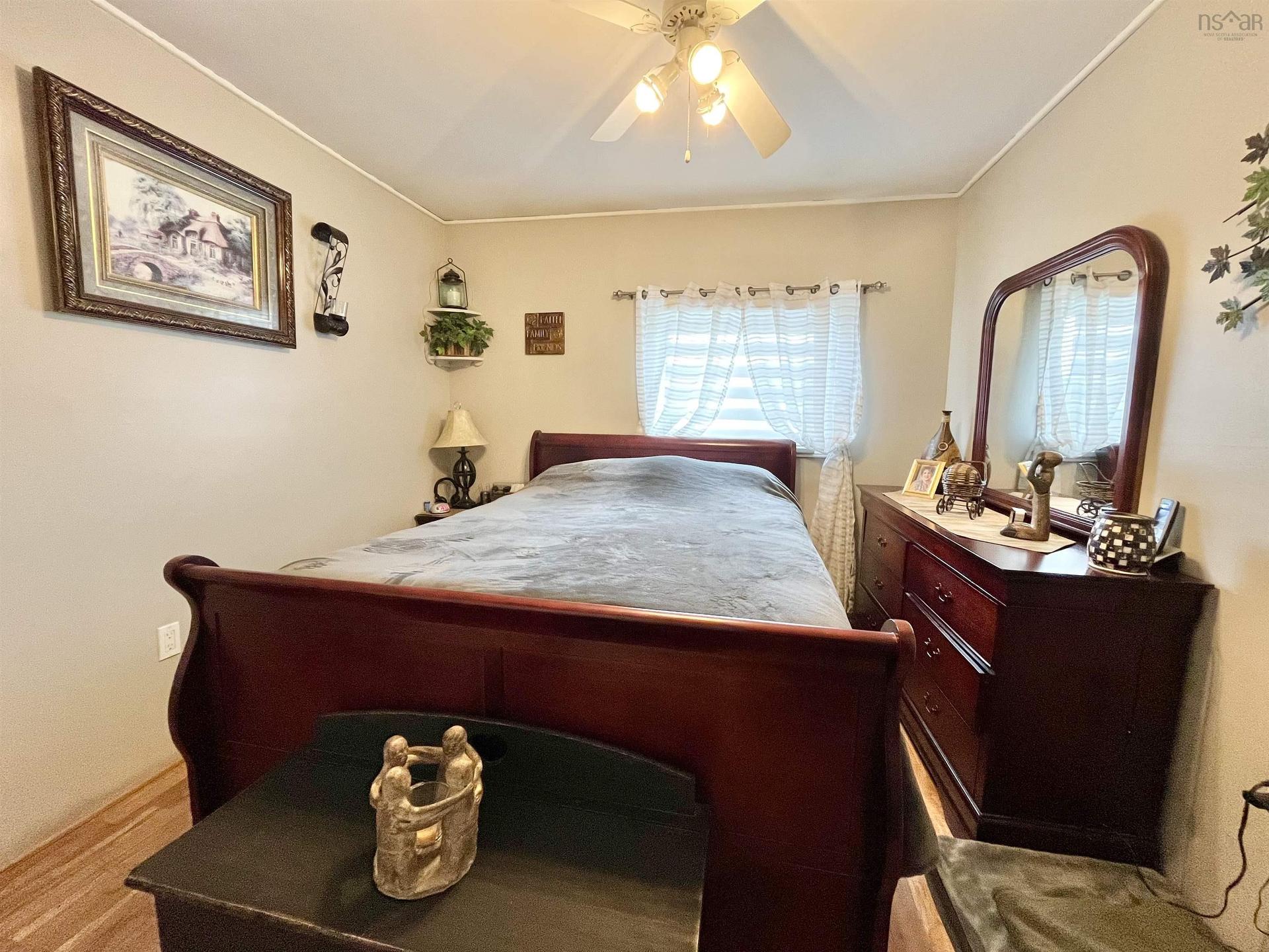 10949 2 Highway, Mapleton, NS