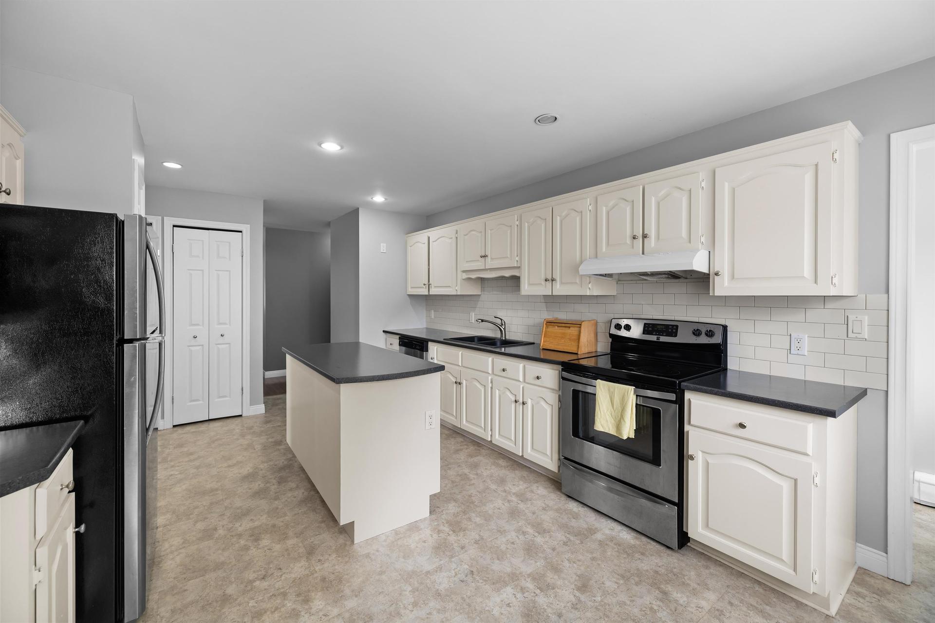 10 Mackay Drive, Charlottetown, PE