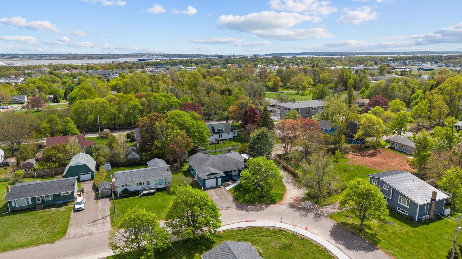 10 Mackay Drive, Charlottetown, PE