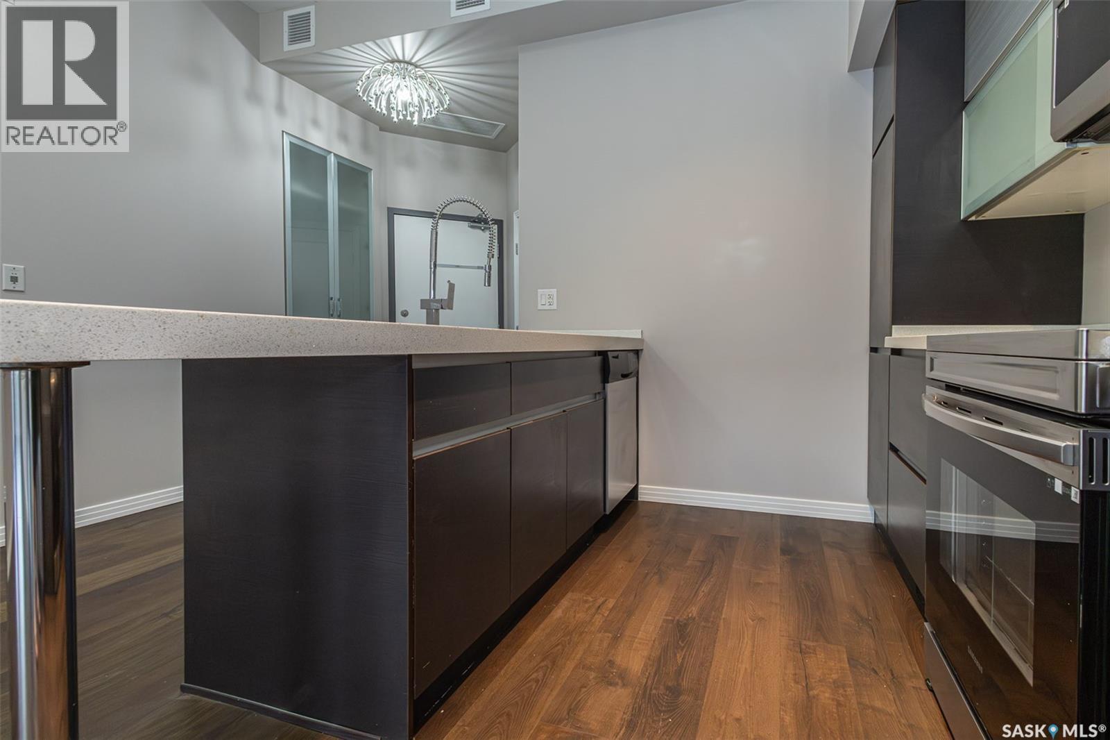 307 225 Maningas Bend, Saskatoon, SK - Indoor Photo Showing Kitchen