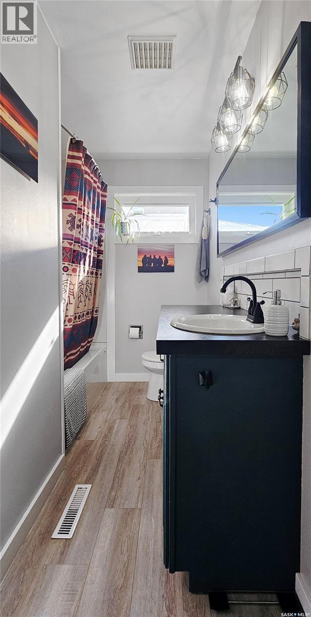1406 Ashley Drive, Swift Current, SK - Indoor