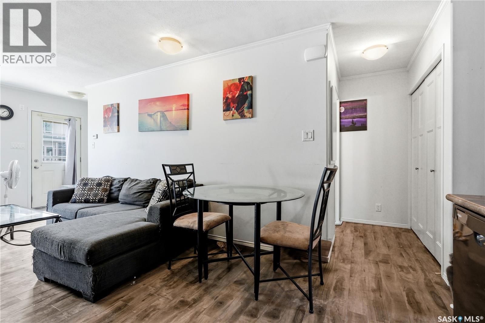 705 1022 Hampton Circle, Saskatoon, SK - Indoor