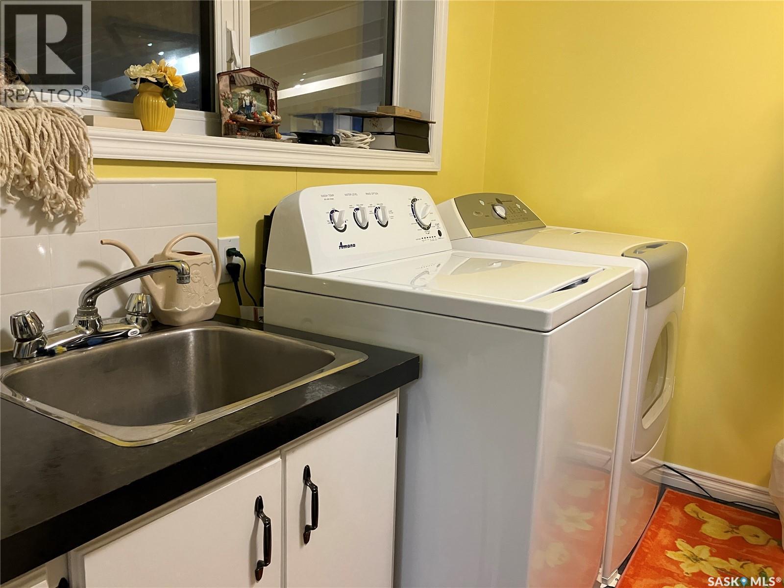 Codette Acreage, Nipawin Rm No. 487, SK - Indoor Photo Showing Laundry Room