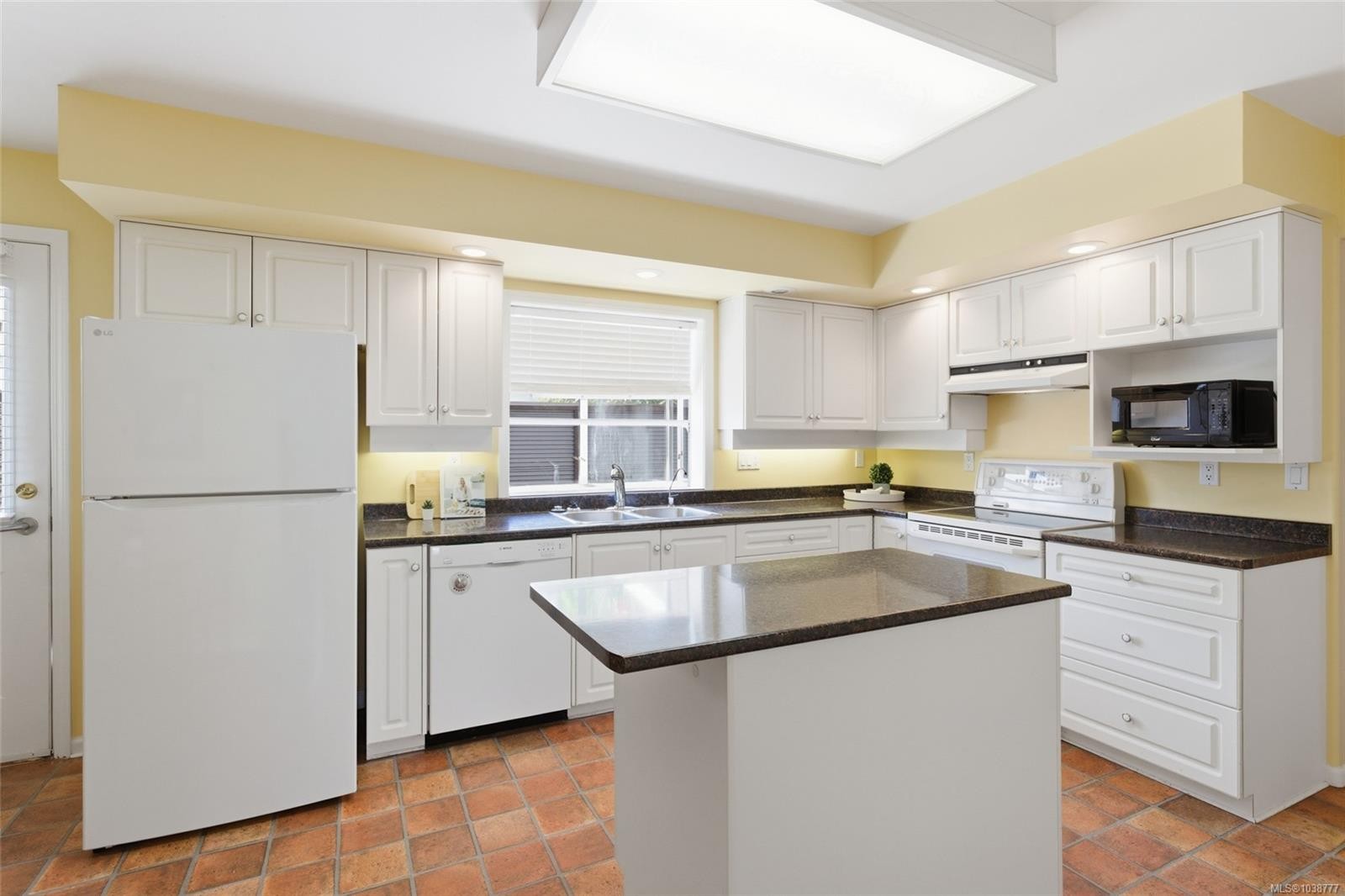 788 Stanhope Rd, Parksville, BC