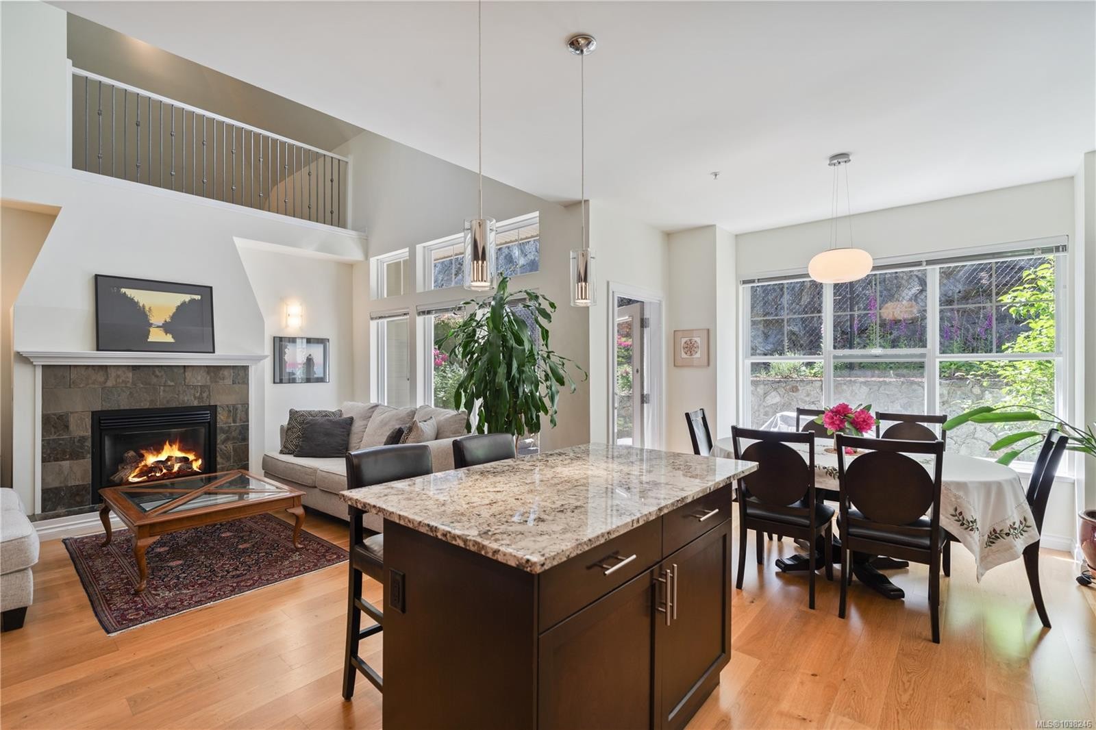 #122-945 Bear Mountain Pkwy, Langford, BC