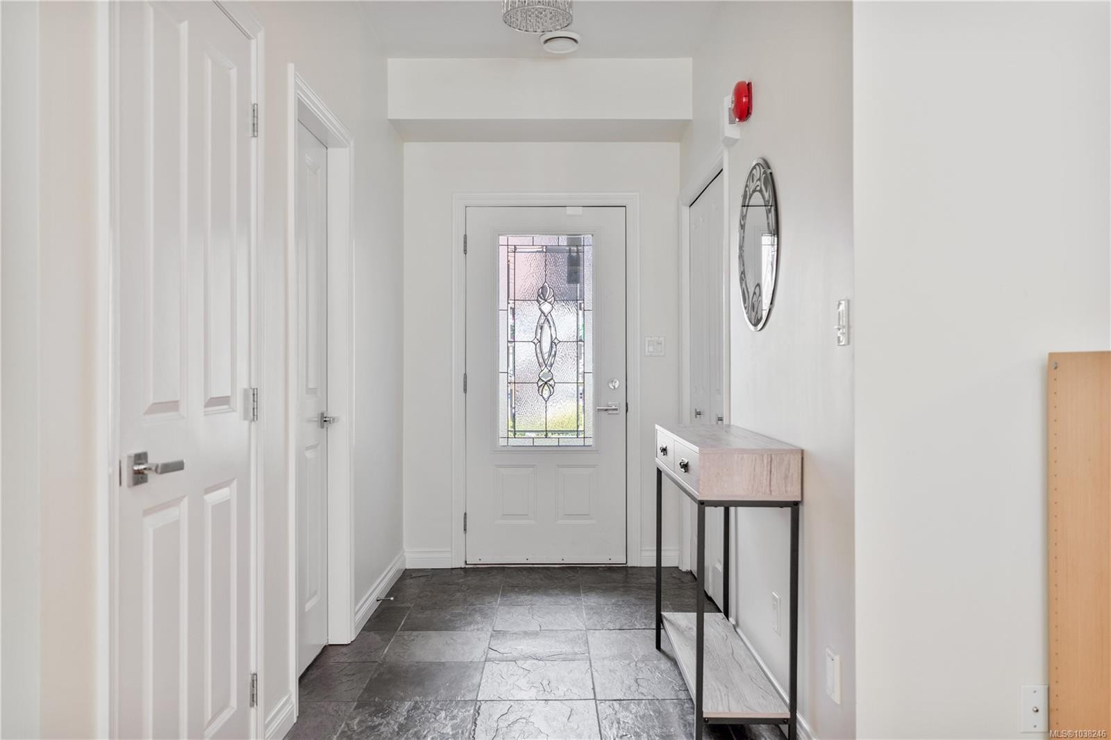 #122-945 Bear Mountain Pkwy, Langford, BC